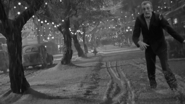 It's a Wonderful Night of the Living Dead